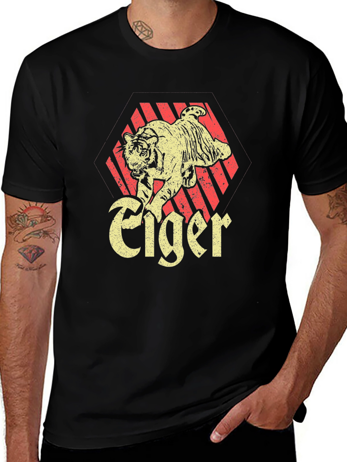 Retro Tiger Graphic Tee - Vintage Style Mens T-Shirt