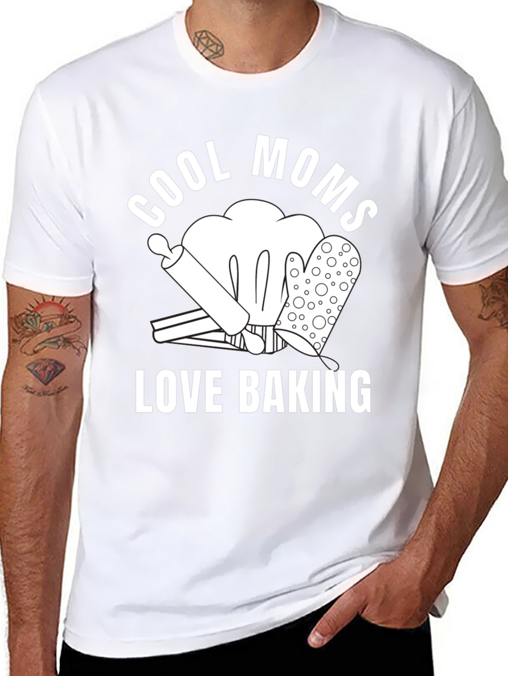 Cool Moms Love Baking Graphic T-Shirt
