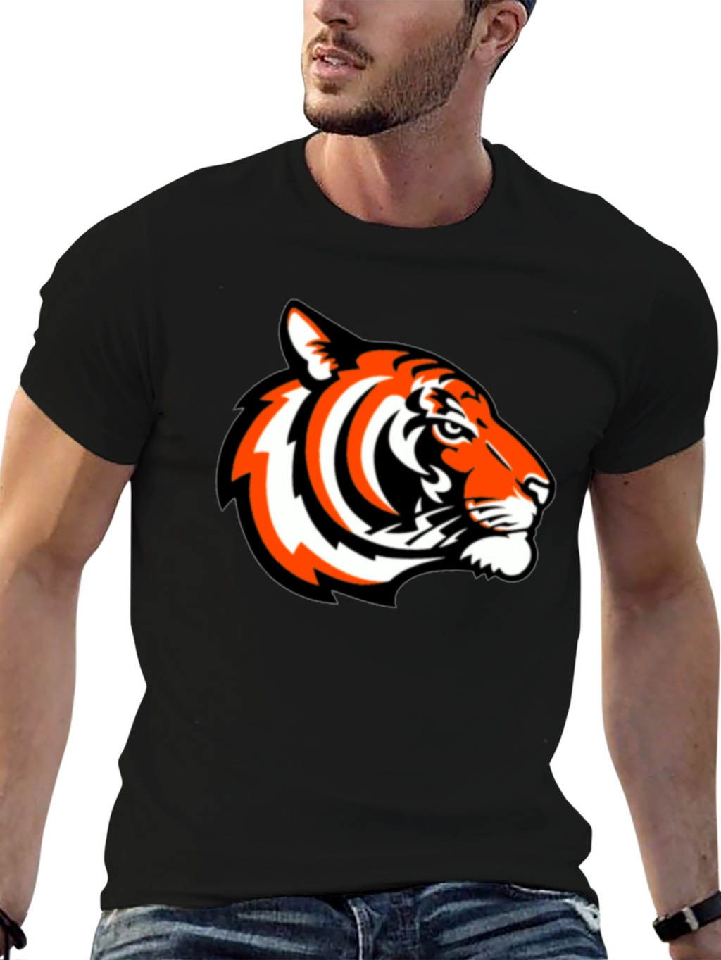 Bold Tiger Graphic Tee - Black Casual Comfort