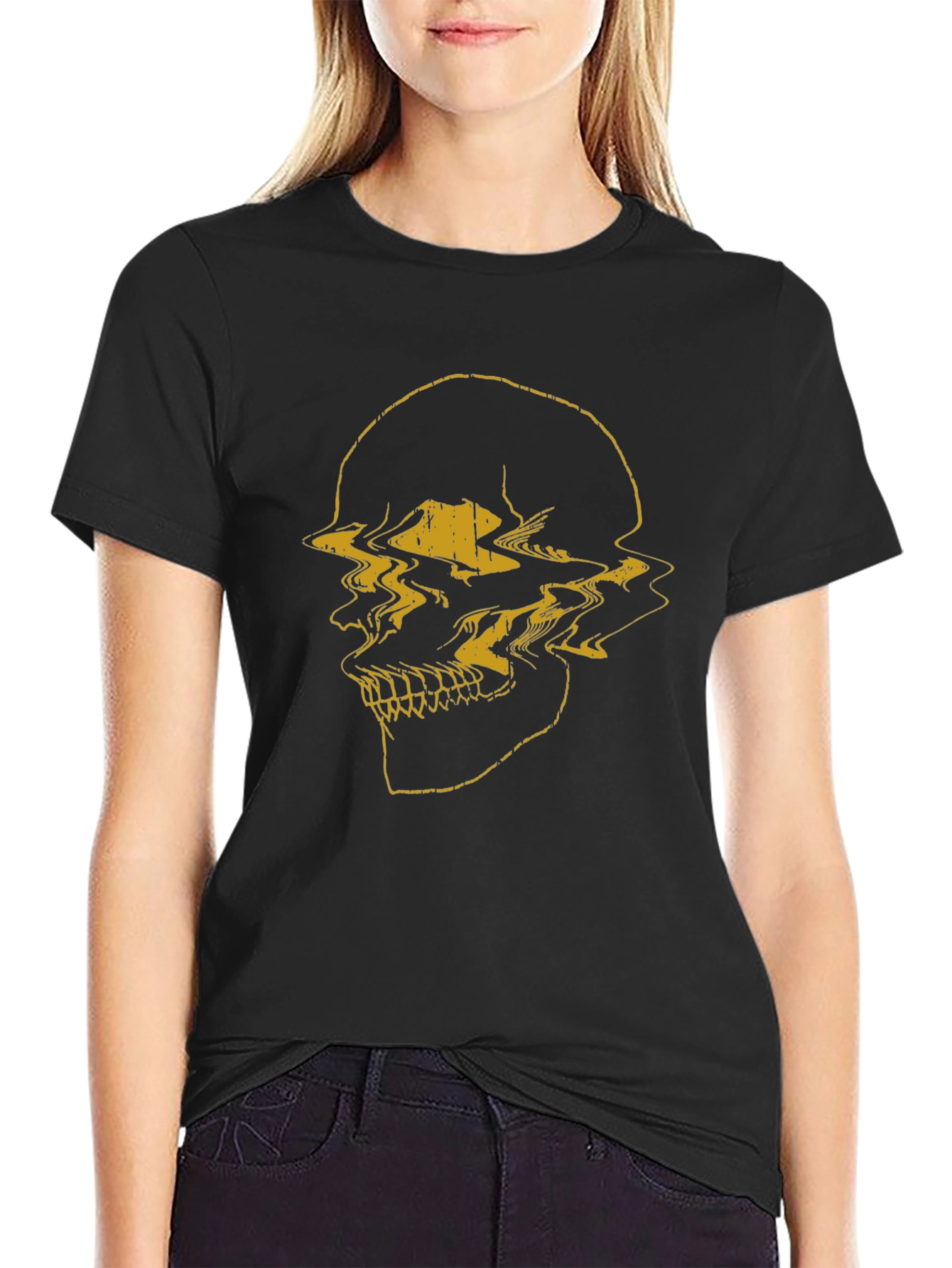 Glitch Skull Graphic Tee - Modern Streetwear T-Shirt