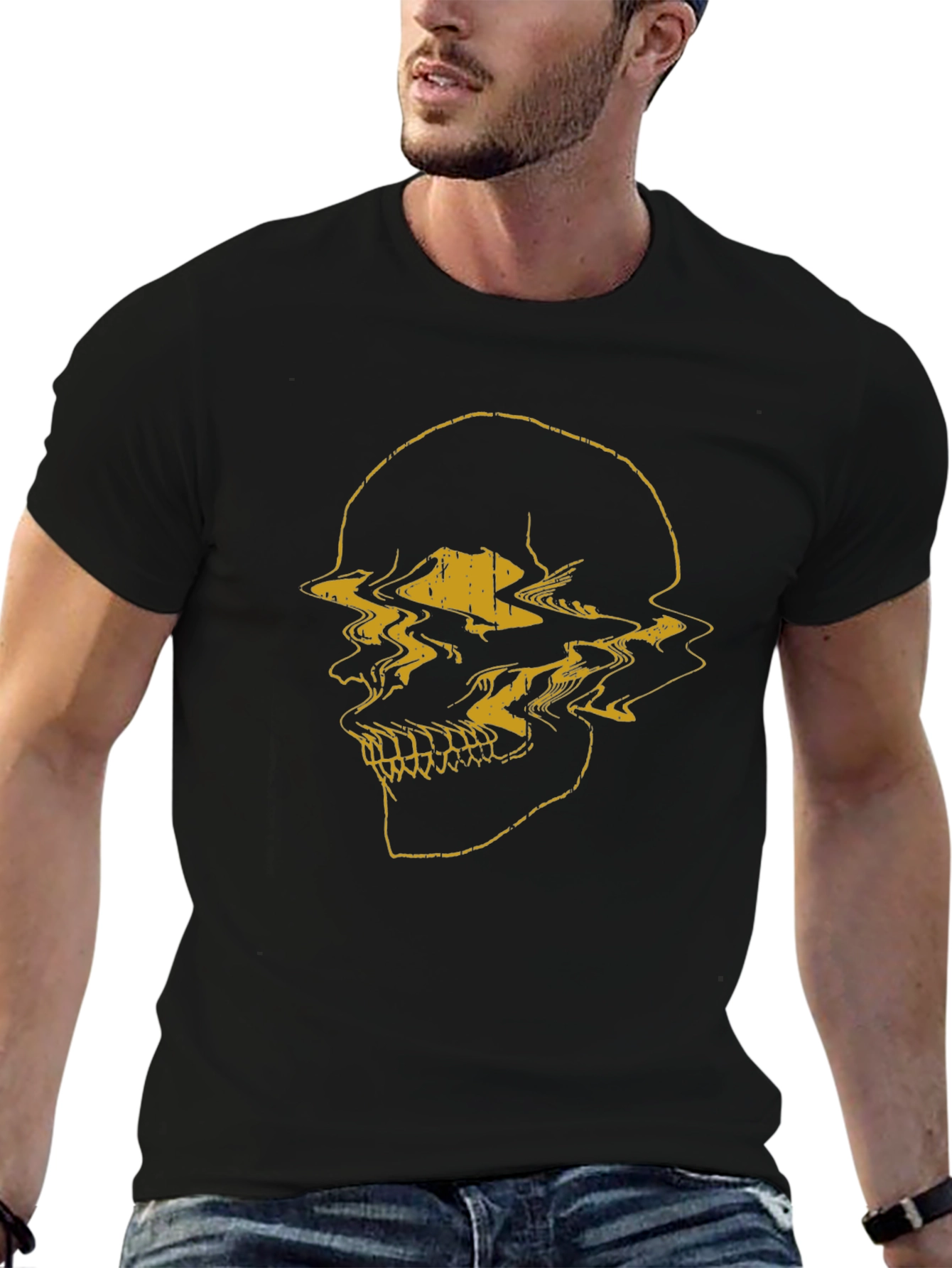 Glitch Skull Graphic Tee - Modern Streetwear T-Shirt