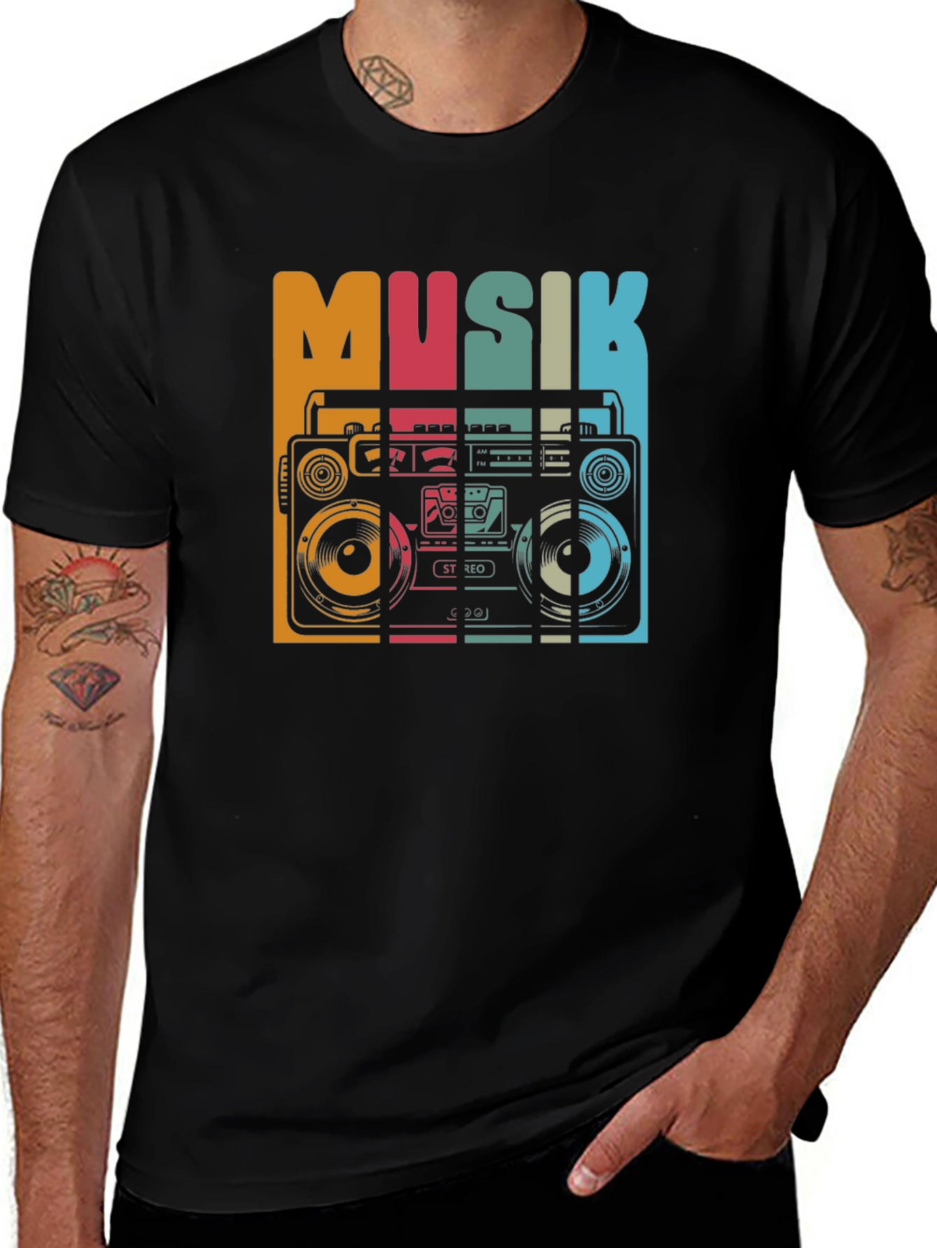 Retro Musik Boombox Graphic Tee