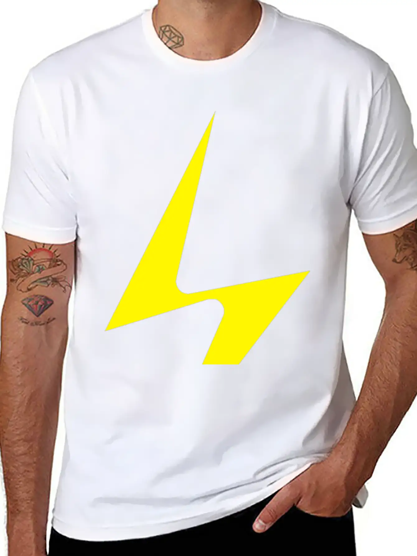 A Lightning Bolt Essential Cotton Tee For Daily Outfits – Unisex Style