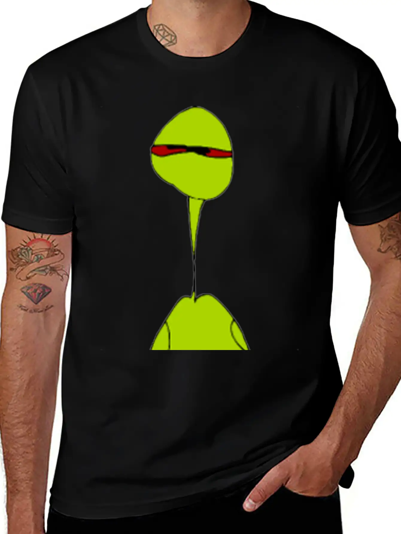 Alien Female Essential Cotton Tee For Daily Outfits – Unisex Style