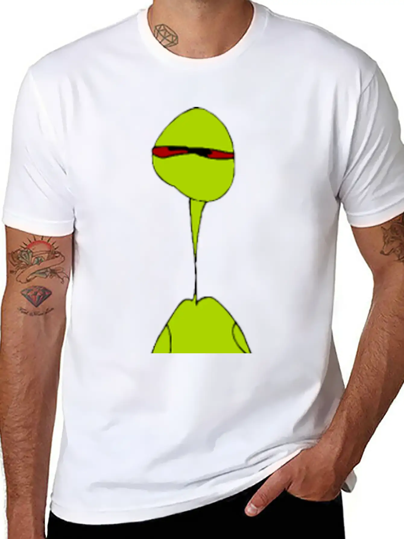 Alien Female Essential Cotton Tee For Daily Outfits – Unisex Style