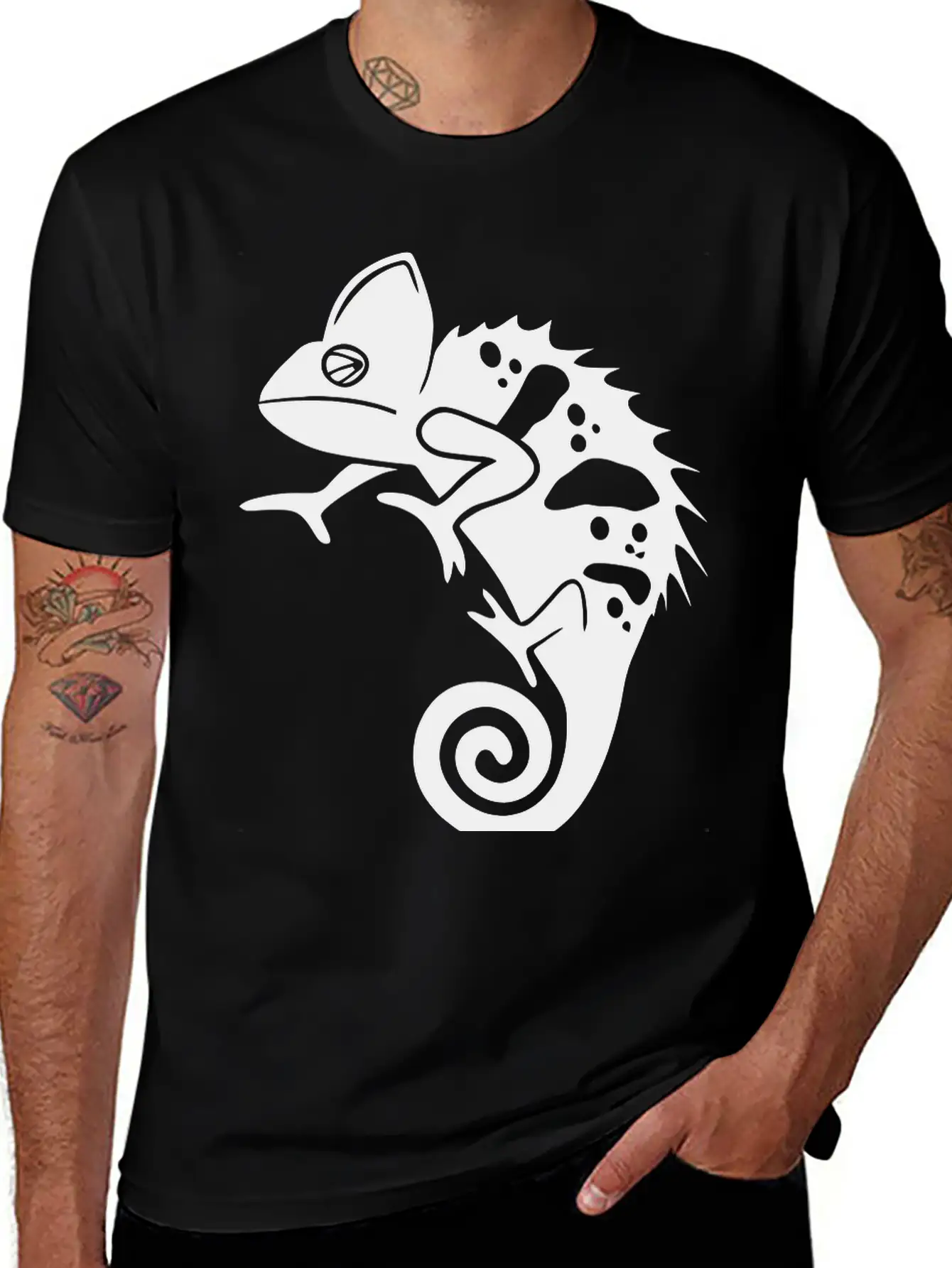 Chameleon Unisex Casual T-Shirt – Clean Design For Daily Comfort
