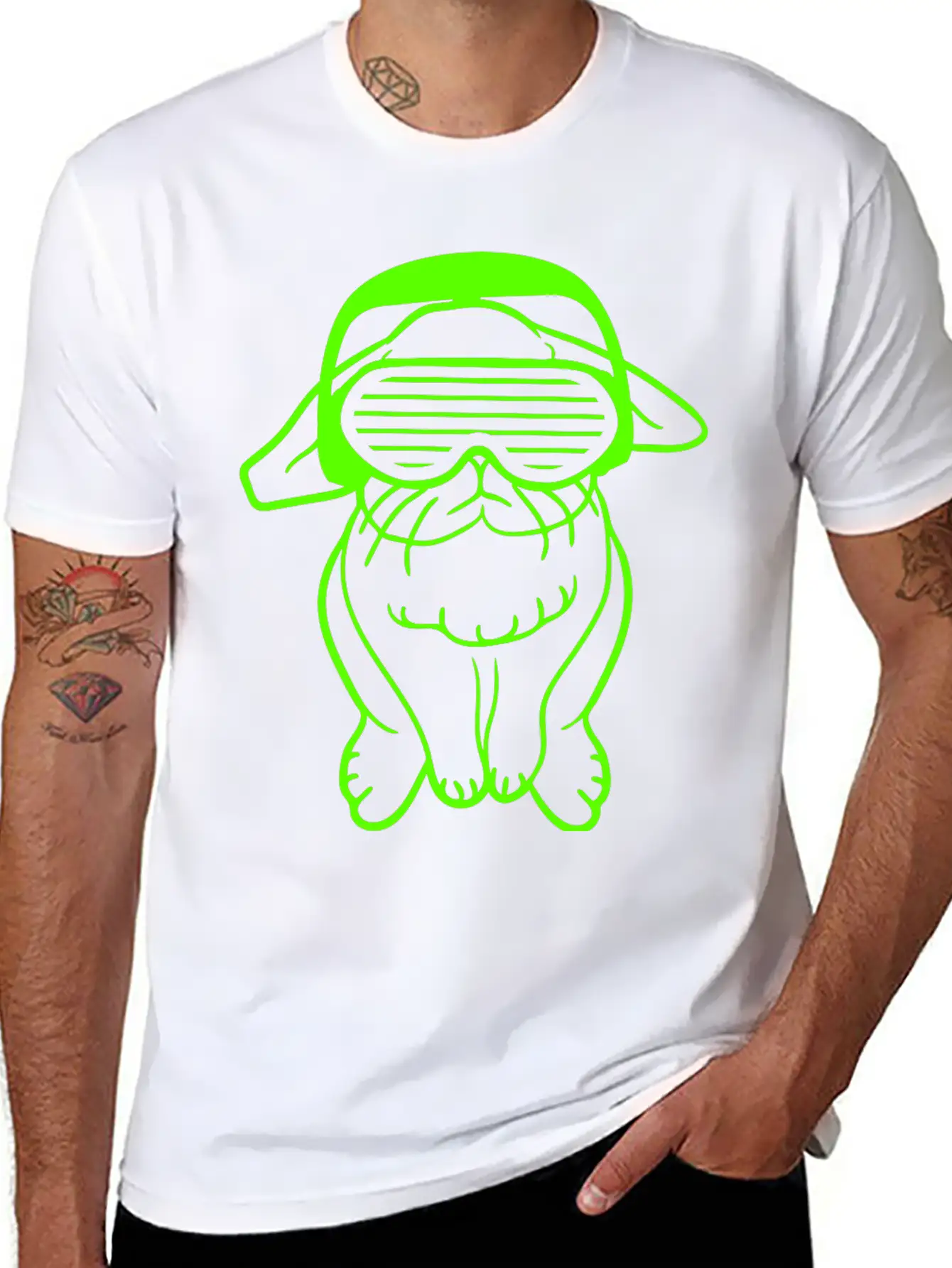 DJ Green Easter Bunny Rabbit Headphone Music Party Modern Fit Casual T-Shirt – Clean And Versatile Design