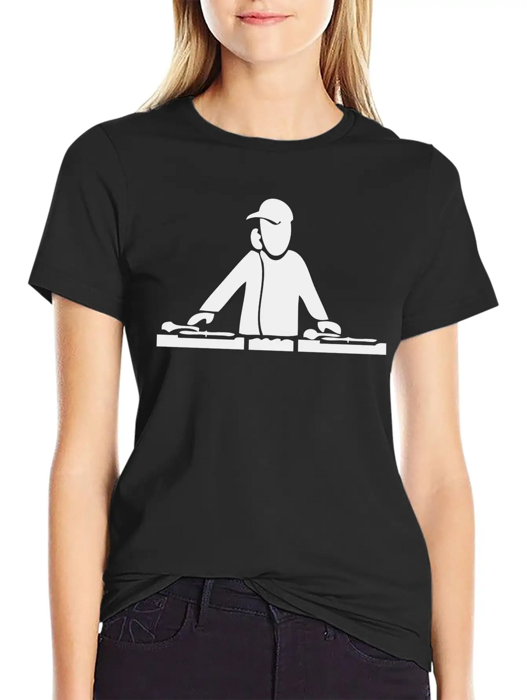 DJ Timeless Short Sleeve Tee – Comfy And Minimalist Design