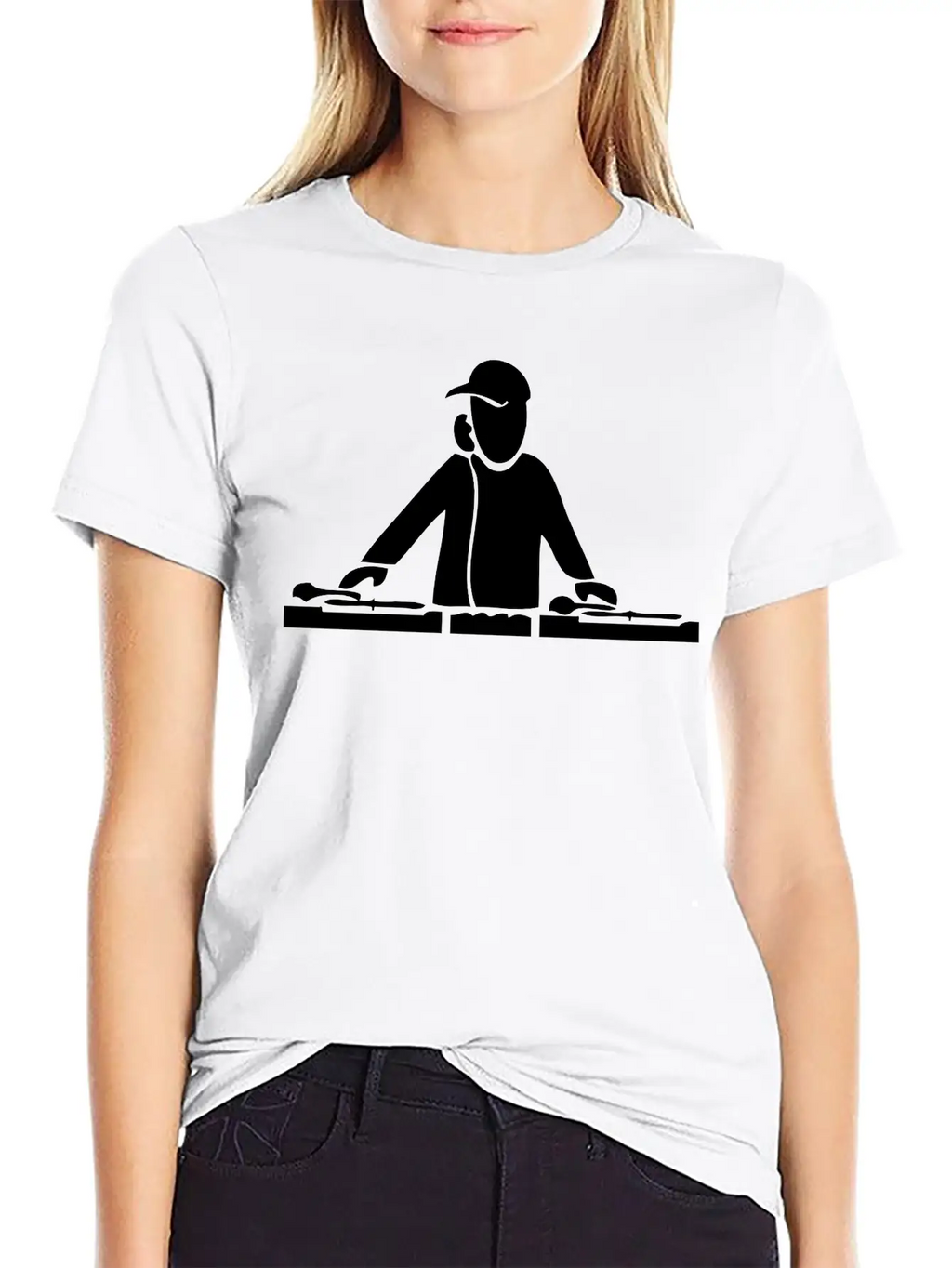 DJ Timeless Short Sleeve Tee – Comfy And Minimalist Design