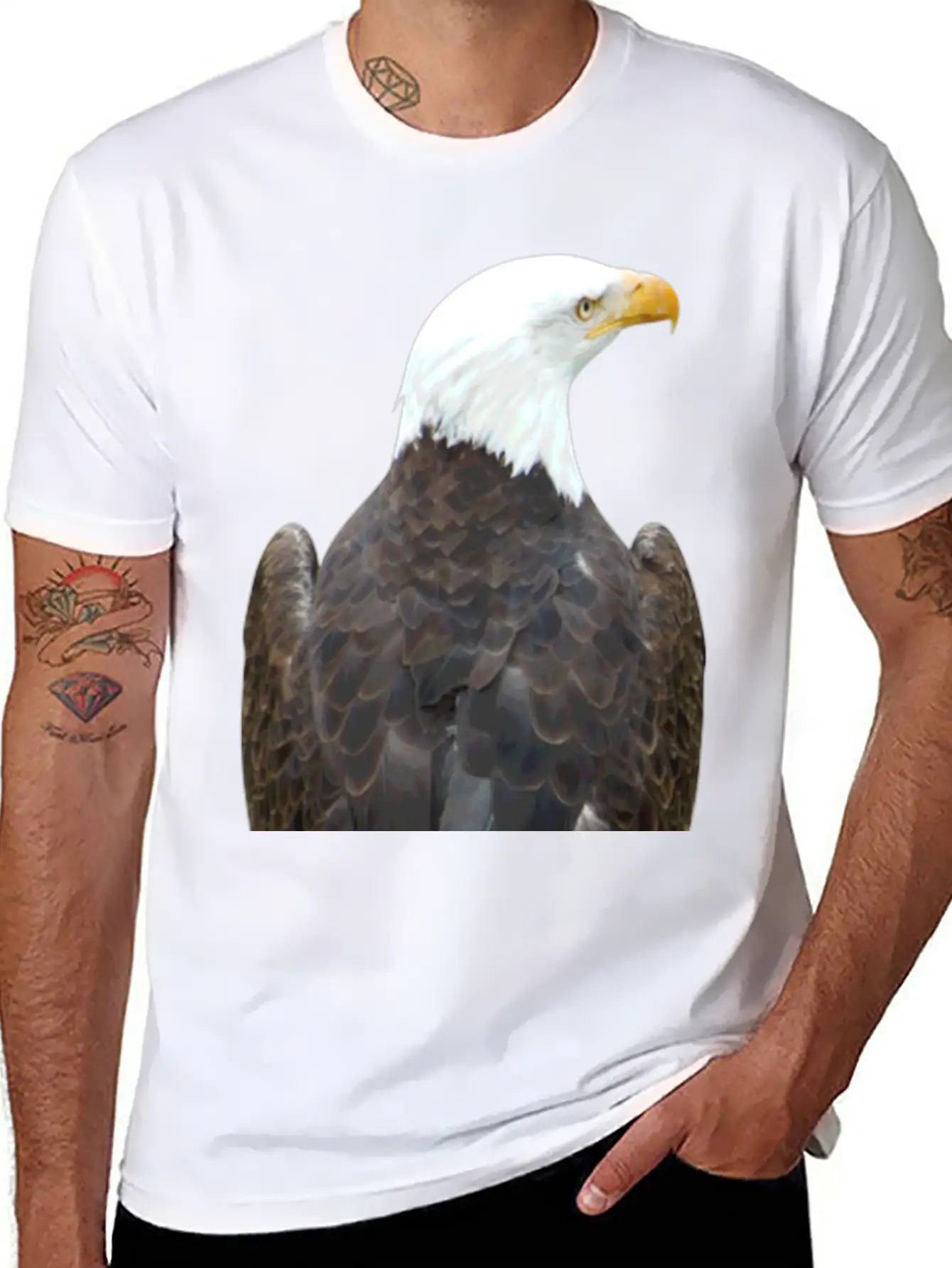 Eagle Behind Falcon Falconer Bald Eagle Relaxed Everyday Tee – Lightweight And Durable Cotton
