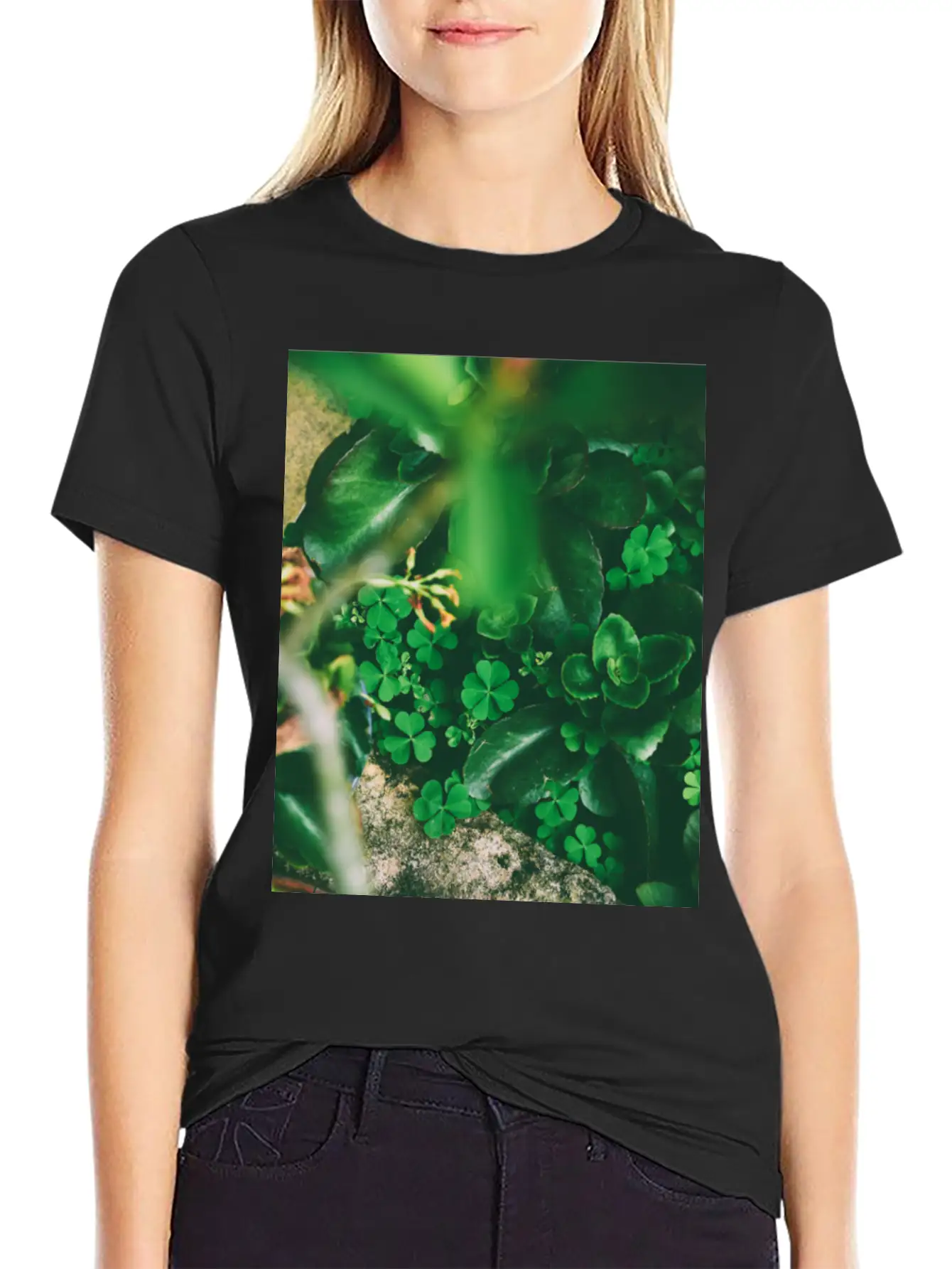 Four Leaf Clover Basic Graphic T-Shirt – Daily Comfort In Soft Cotton
