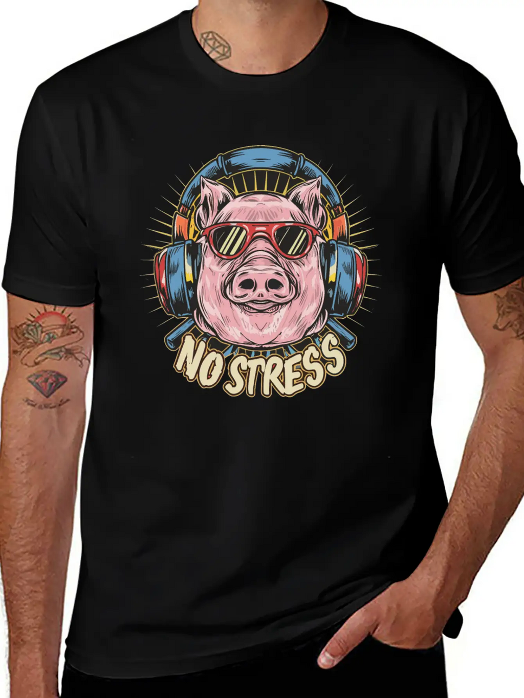 Funny Pig With Headphones Funny Saying NO STRESS Timeless Short Sleeve Tee – Comfy And Minimalist Design