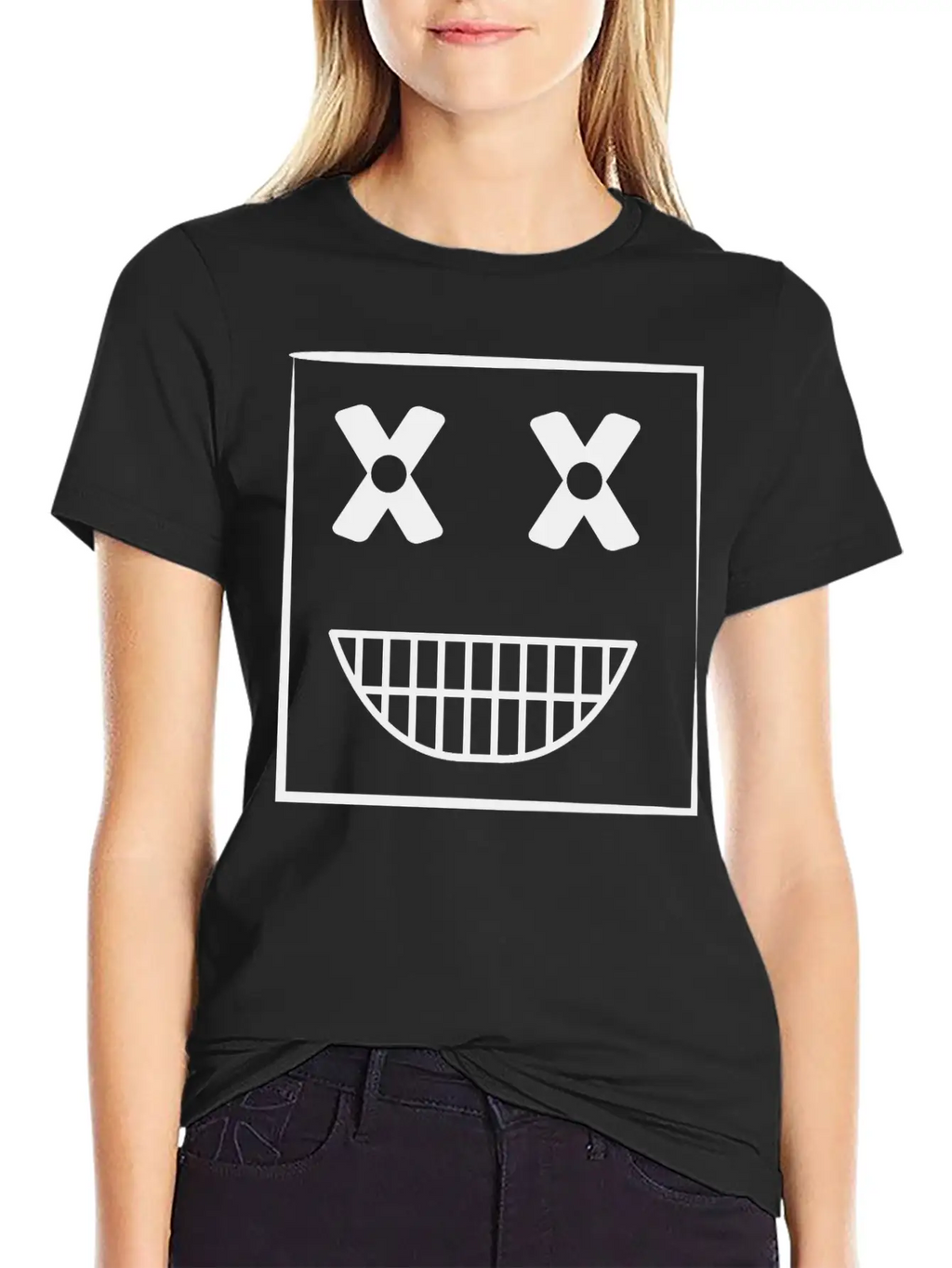 Funny Weird Smiley Squarehead Basic Graphic T-Shirt – Daily Comfort In Soft Cotton
