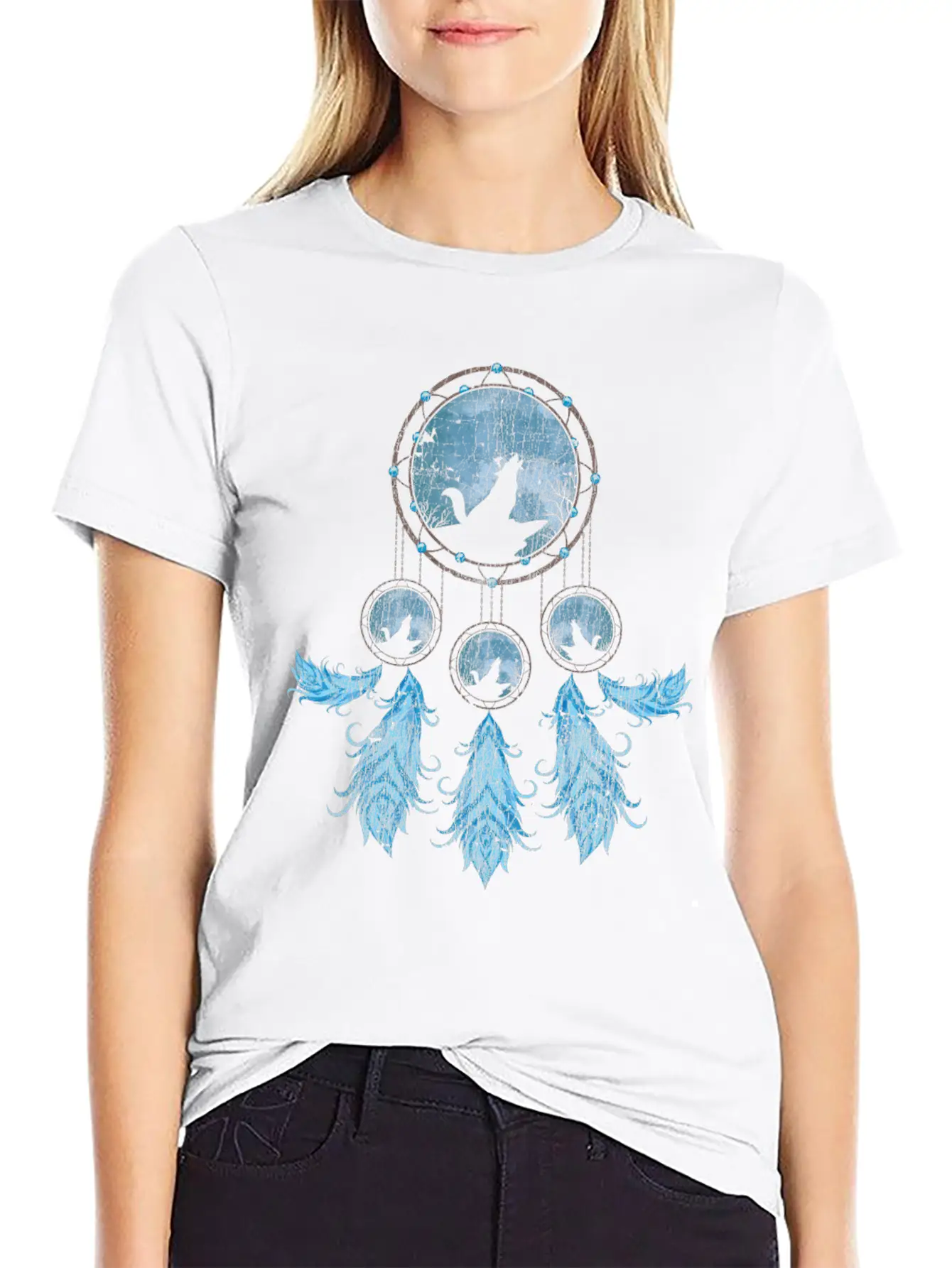 Gift Idea Feathers Dream Catcher Howling Wolf Modern Fit Casual T-Shirt – Clean And Versatile Design