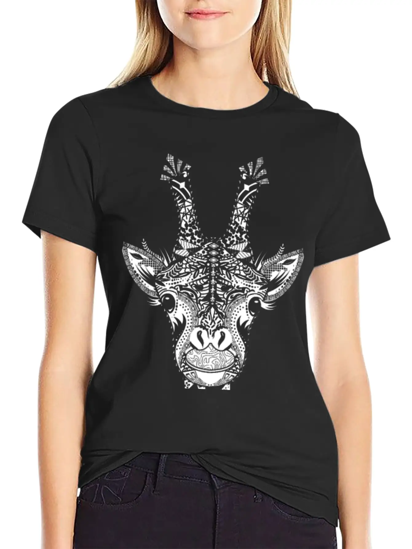 Head Of A Giraffe Stylish Everyday T-Shirt – Unisex Basic Cotton Tee