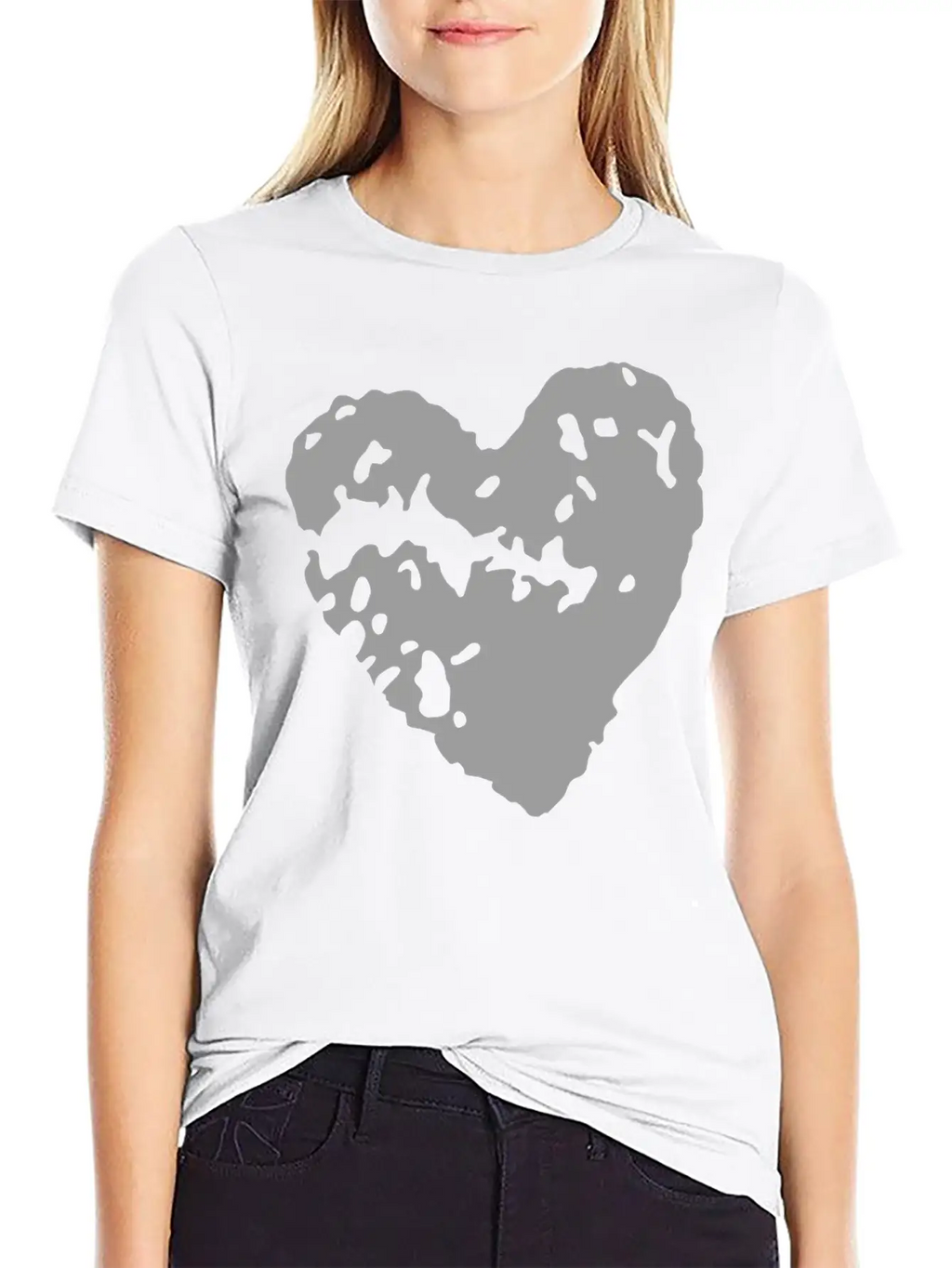 Heart Essential Cotton Tee For Daily Outfits – Unisex Style