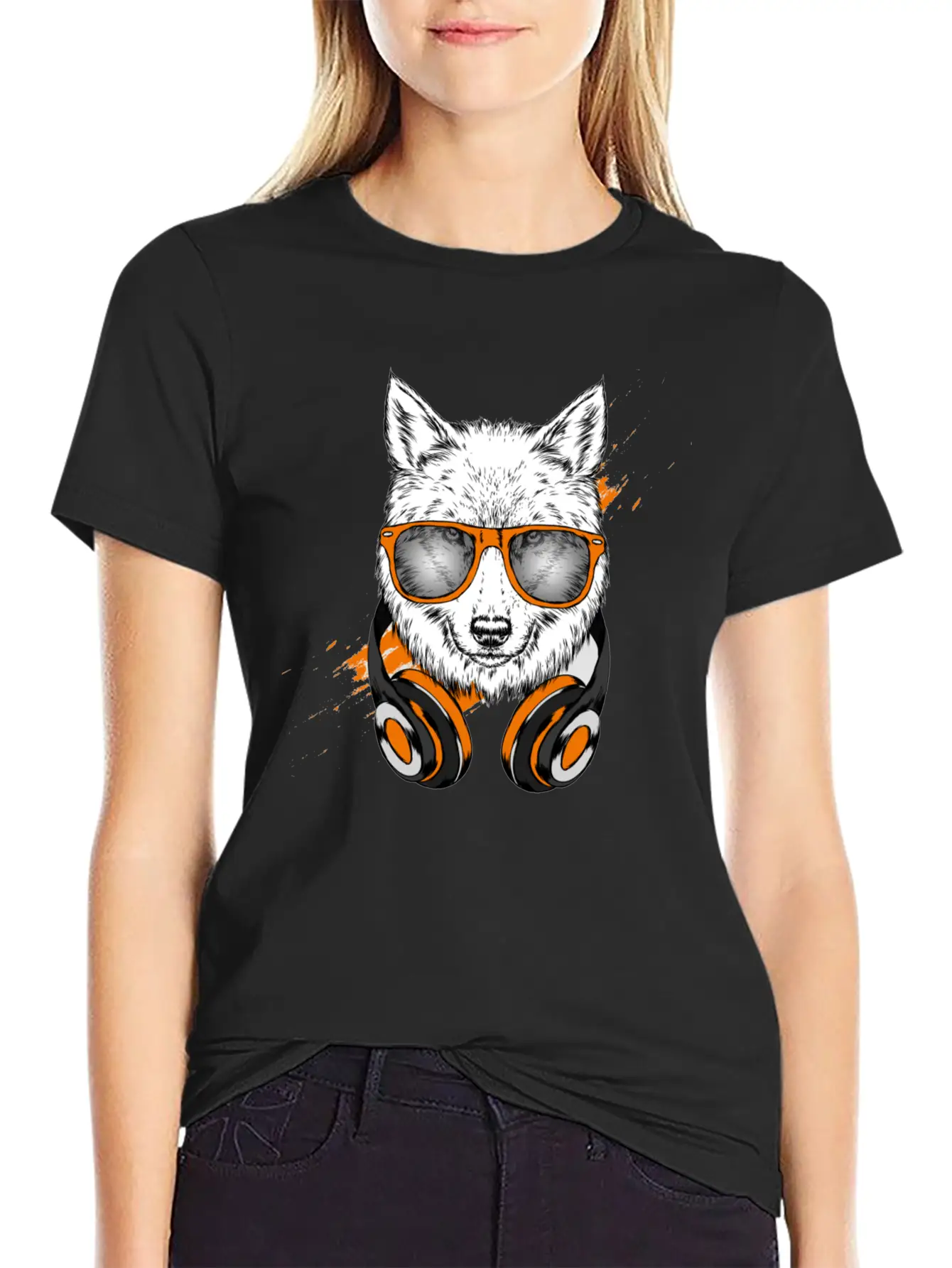 Hipster Wolf With Headphones Relaxed Everyday Tee – Lightweight And Durable Cotton