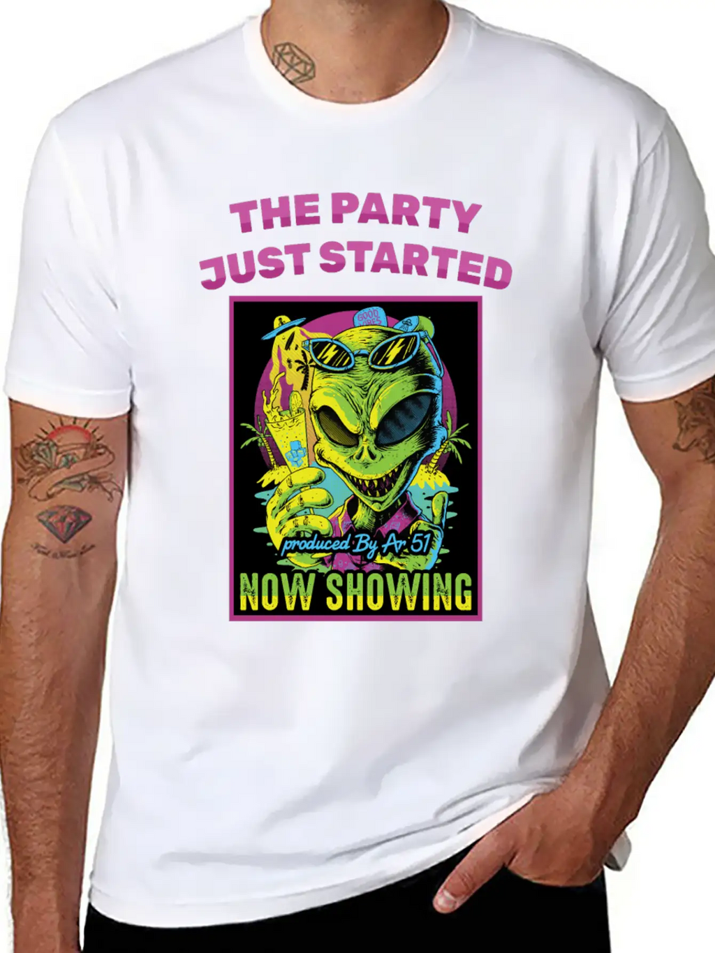 Horror Poster - The Party Just Started - Alien - Unisex Casual T-Shirt – Clean Design For Daily Comfort