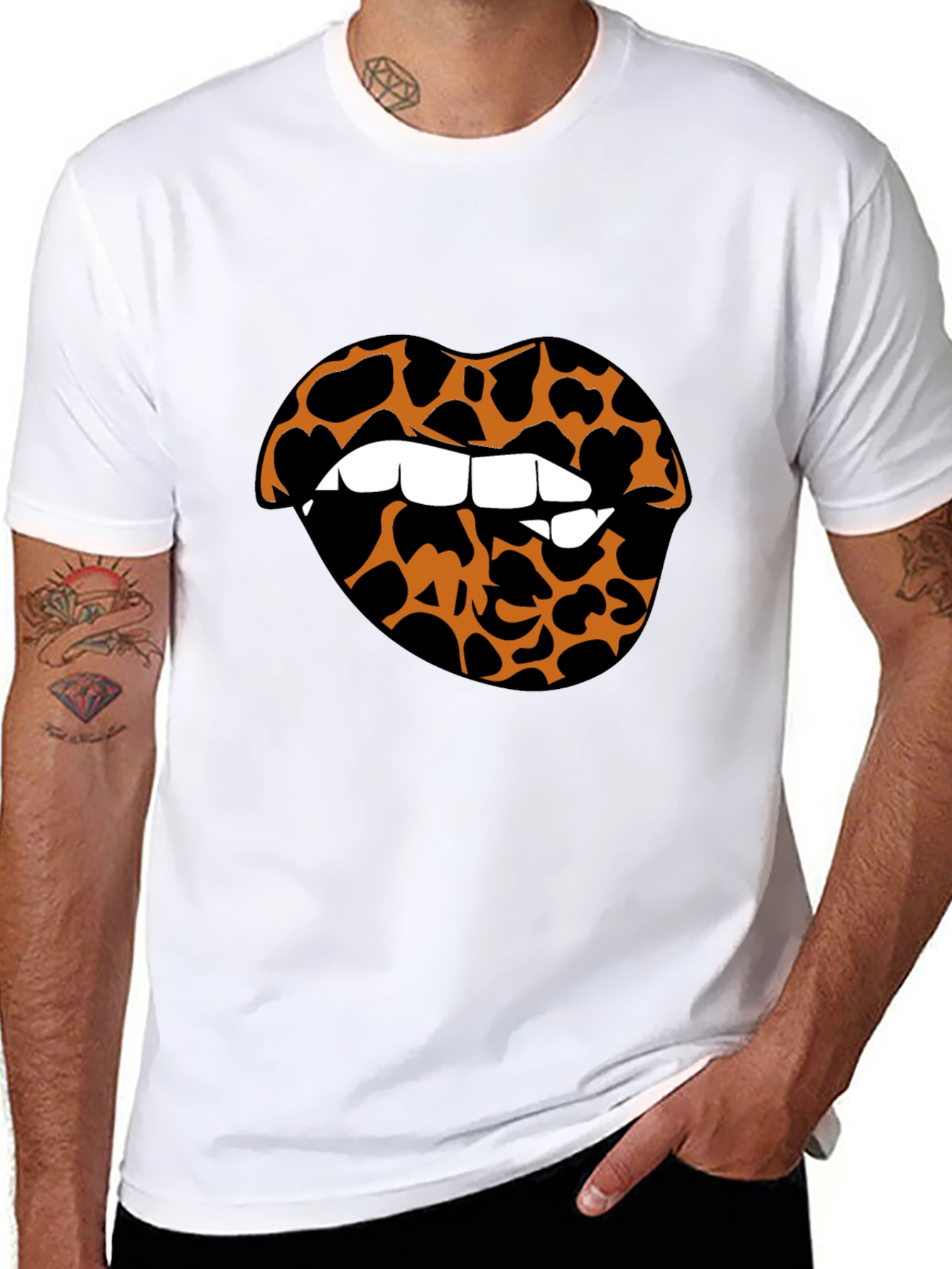 Leopard Lips Graphic Tee - Stylish Crew Neck T-Shirt