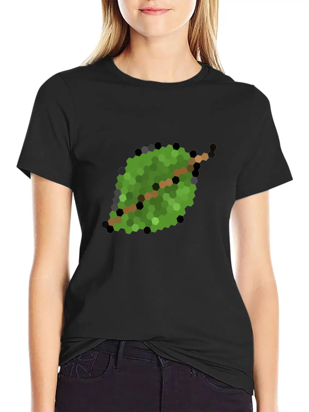 Leaf Symbol Nature Tree Stylish Everyday T-Shirt – Unisex Basic Cotton Tee