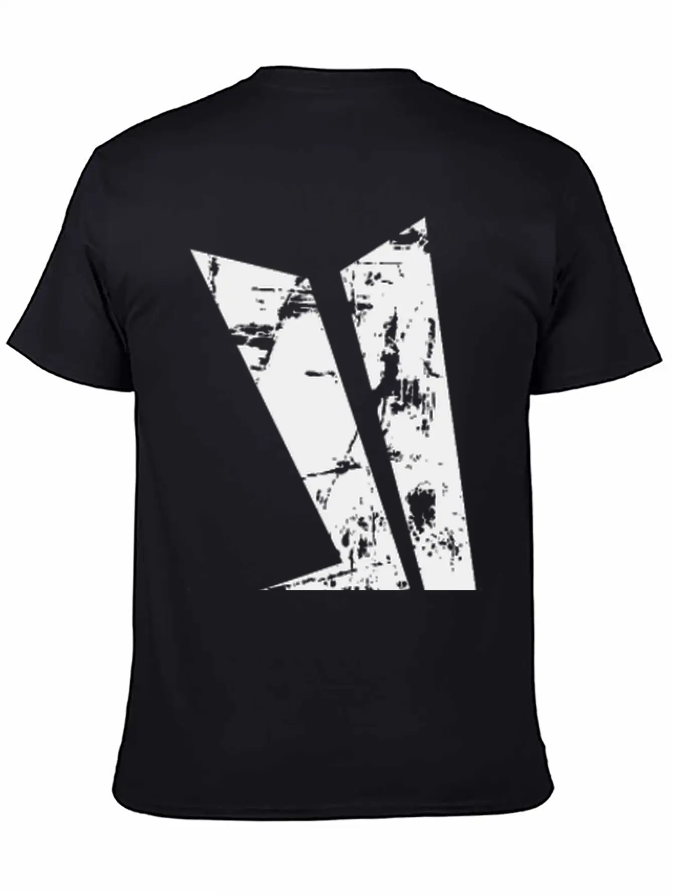 Lightning Classic Cotton Tee – Unisex Comfort For Any Season