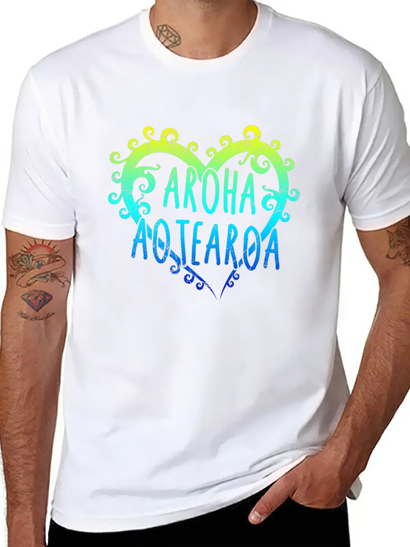 Maori Aroha Aotearoa Siver Fern Heart Gift Idea Essential Cotton Tee For Daily Outfits – Unisex Style