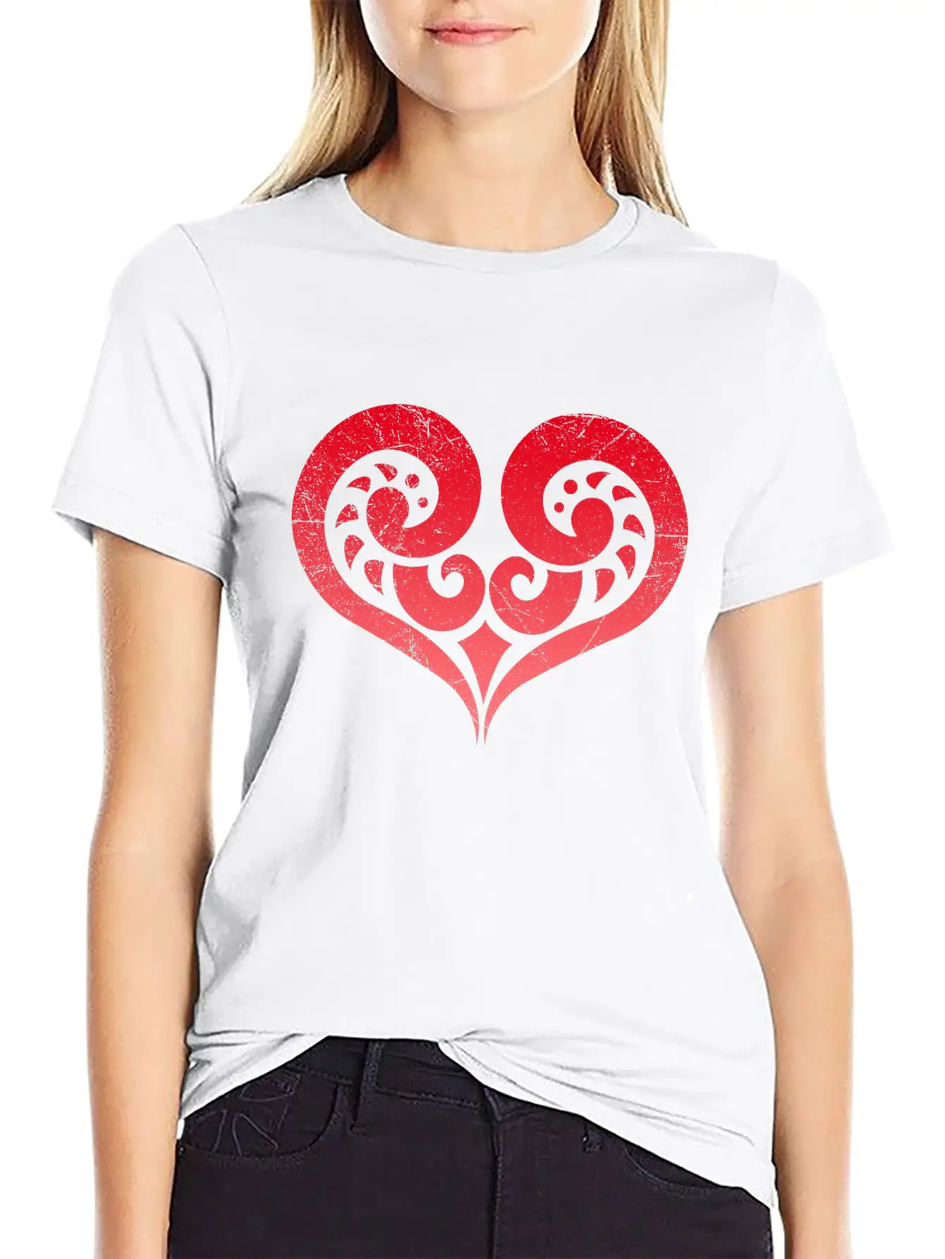 Maori Koru Love Heart Tribal Tattoo Gift Idea Stylish Everyday T-Shirt – Unisex Basic Cotton Tee