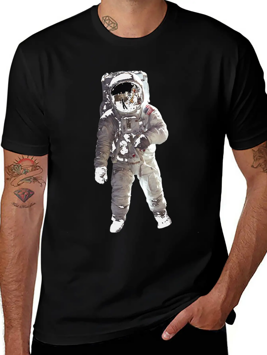 Moon Landing USA Space Astronaut Stylish Everyday T-Shirt – Unisex Basic Cotton Tee