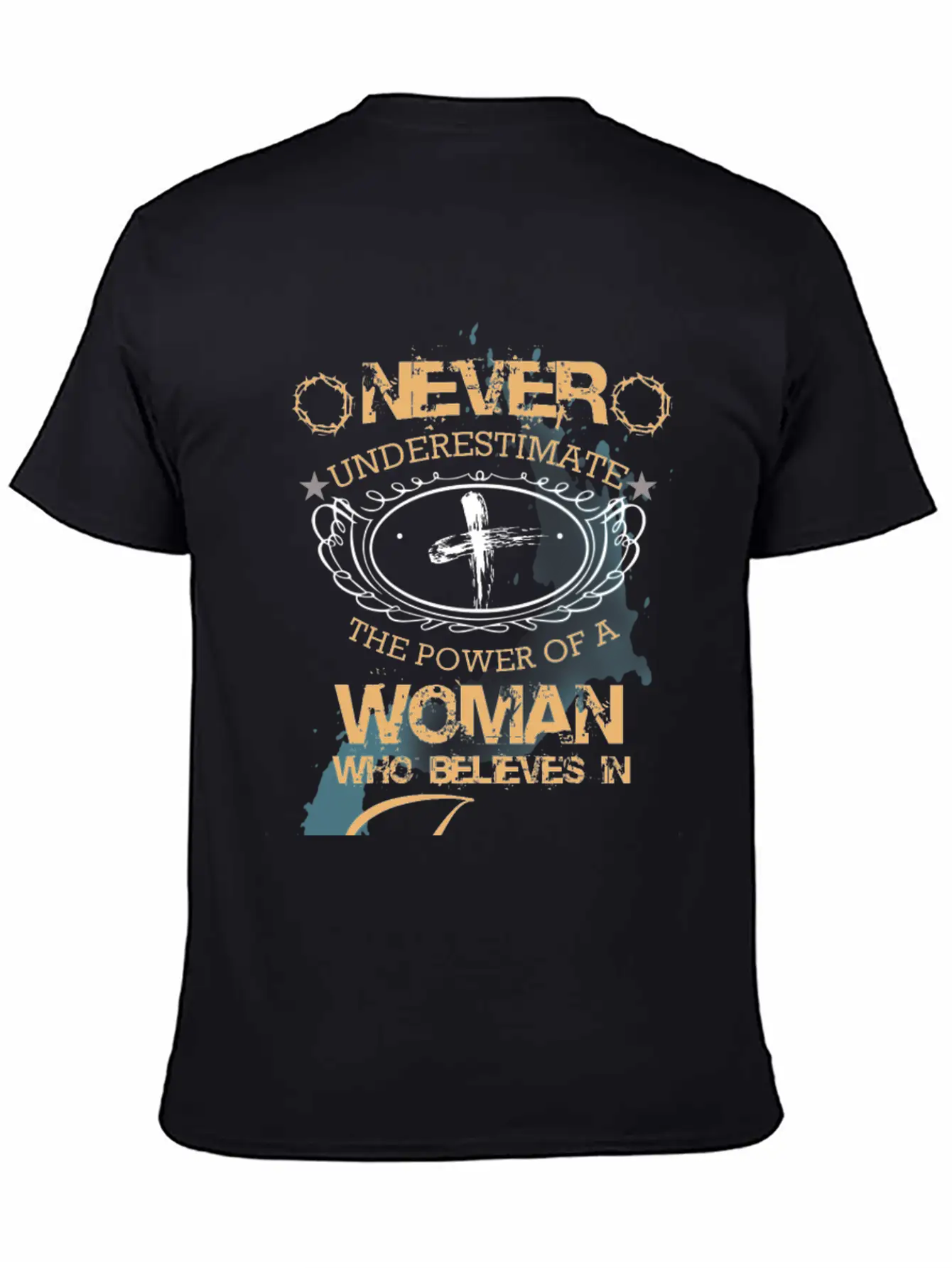 NEVER UNDERESTIMATE THE POWER OF THE WOMAN Classic Cotton Tee – Unisex Comfort For Any Season