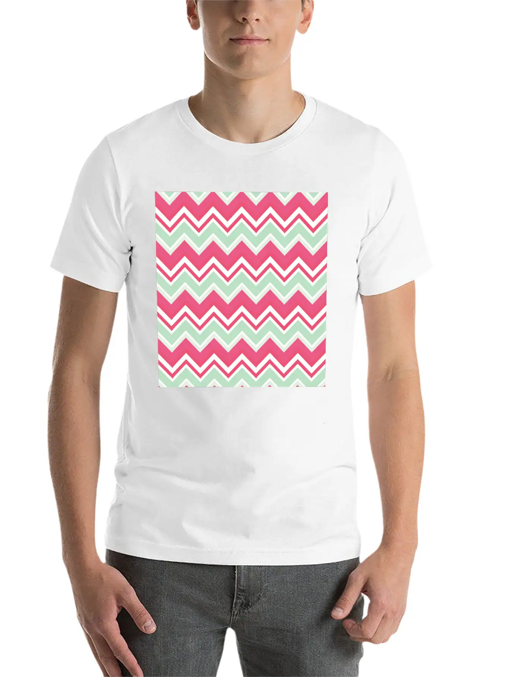 Pink Chevron Pattern Breathable Graphic T-Shirt – Perfect For Casual Days