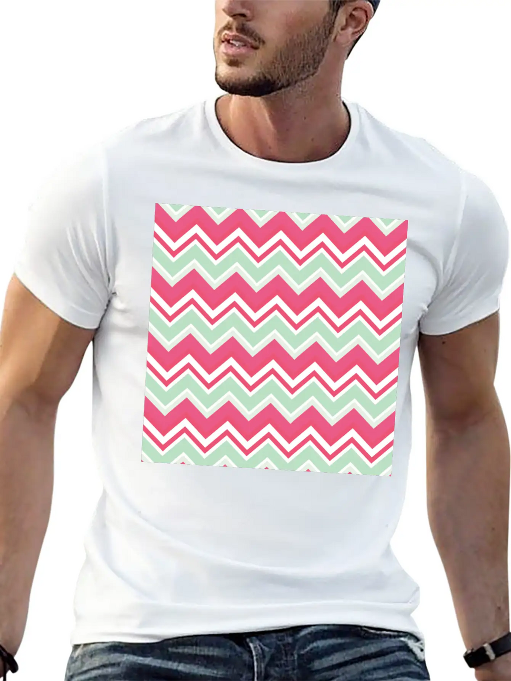 Pink Chevron Pattern Breathable Graphic T-Shirt – Perfect For Casual Days