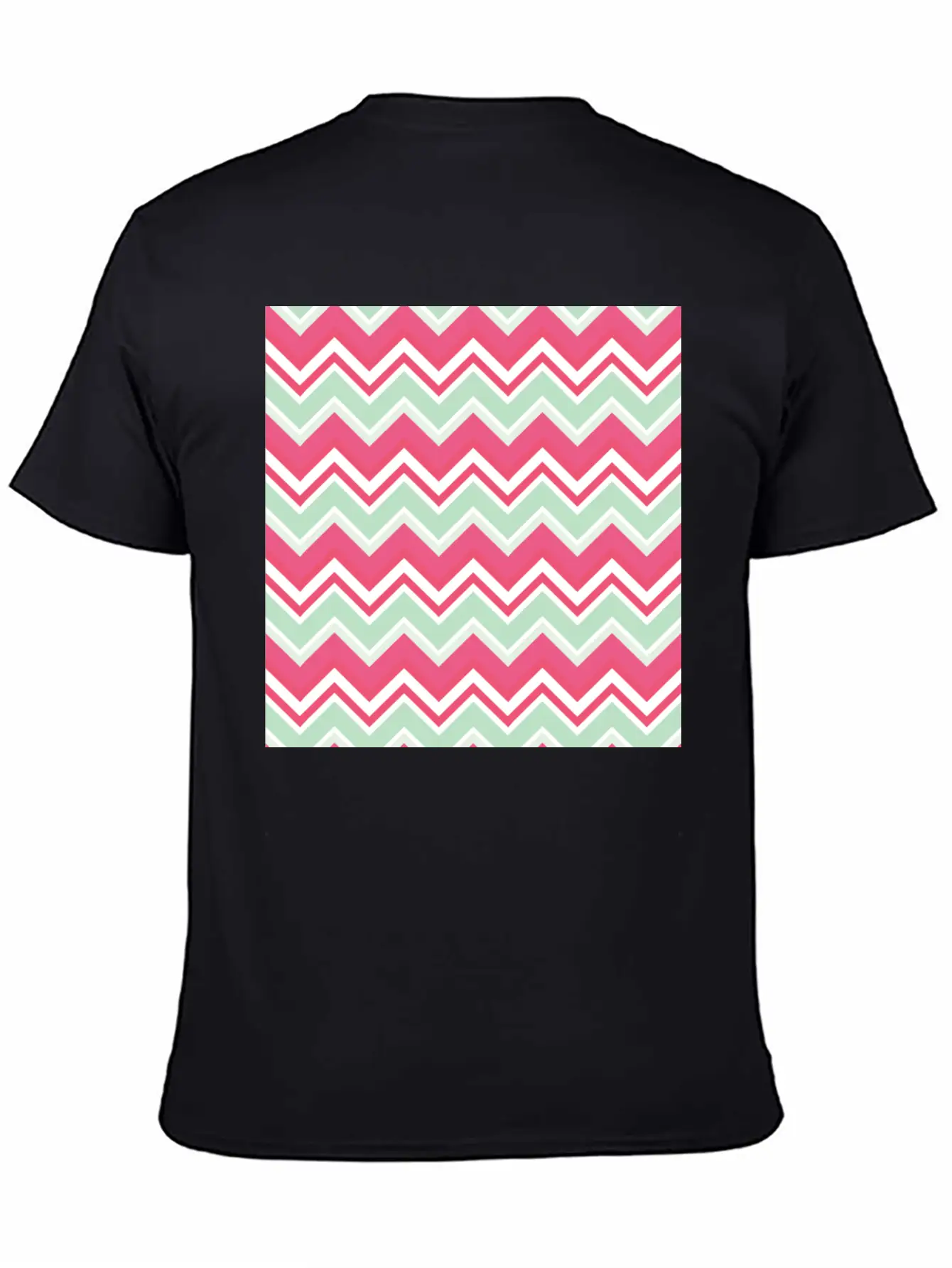 Pink Chevron Pattern Breathable Graphic T-Shirt – Perfect For Casual Days