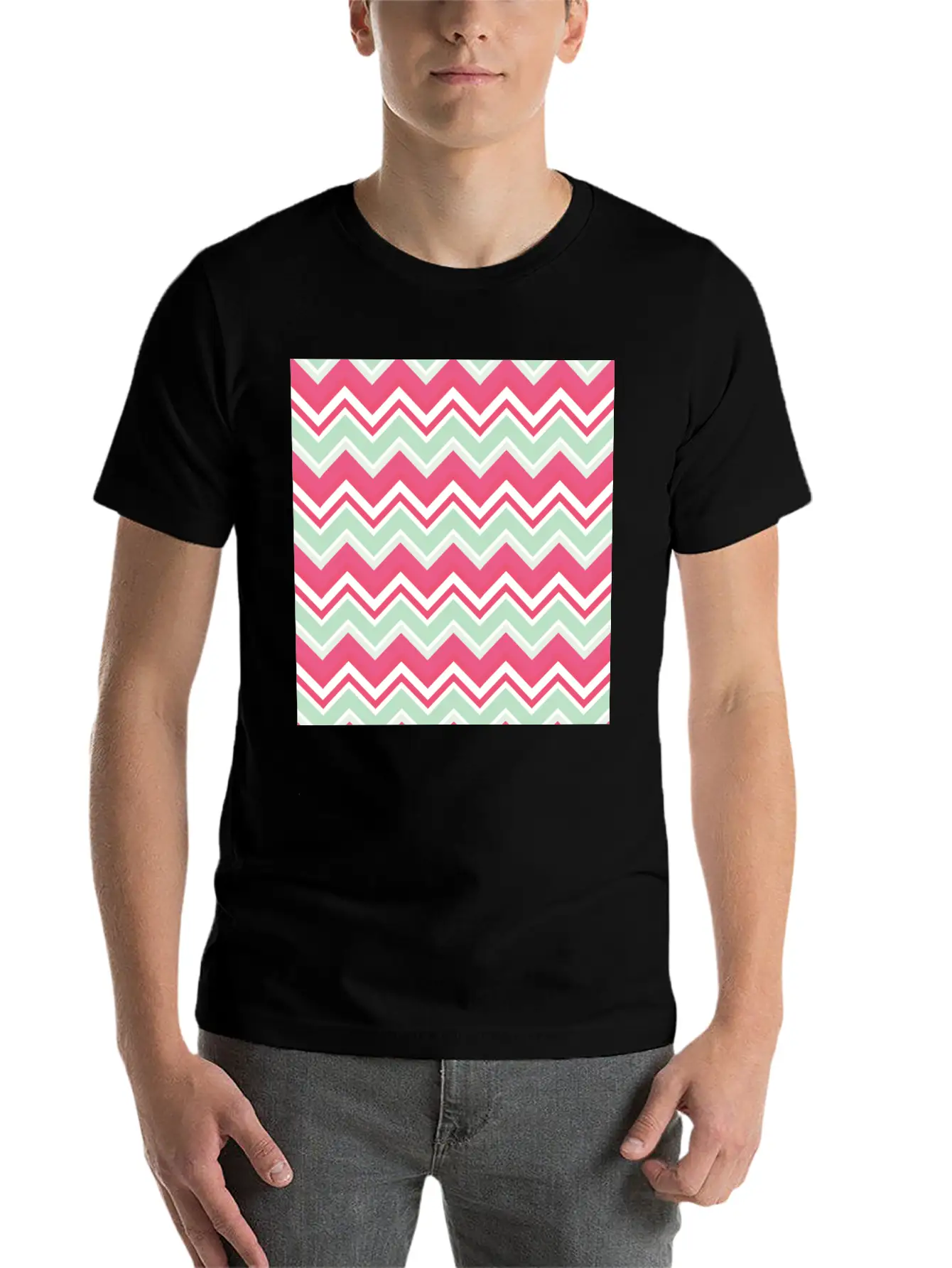 Pink Chevron Pattern Breathable Graphic T-Shirt – Perfect For Casual Days