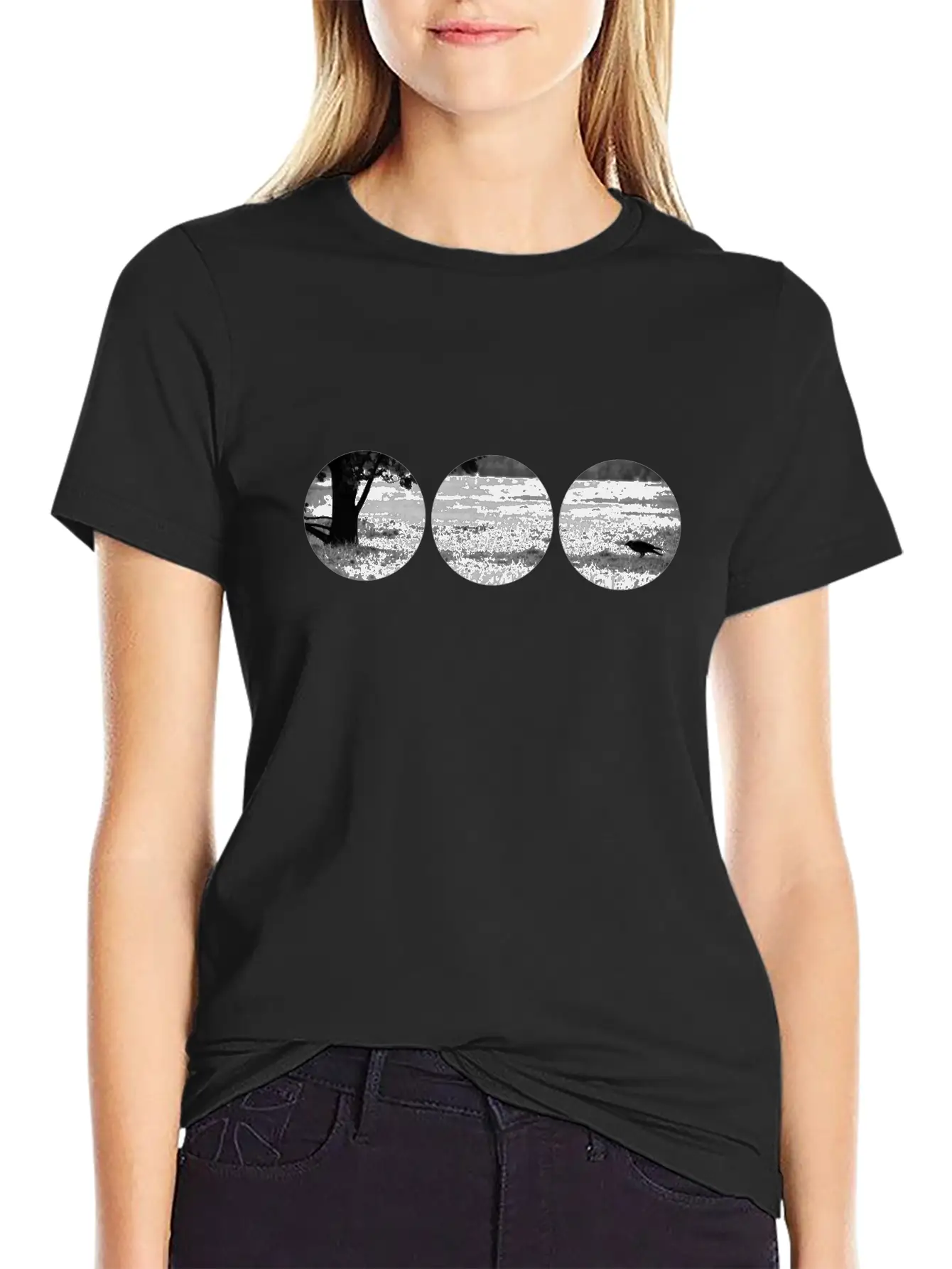 Raven On A Field In Circle Shapes Timeless Short Sleeve Tee – Comfy And Minimalist Design
