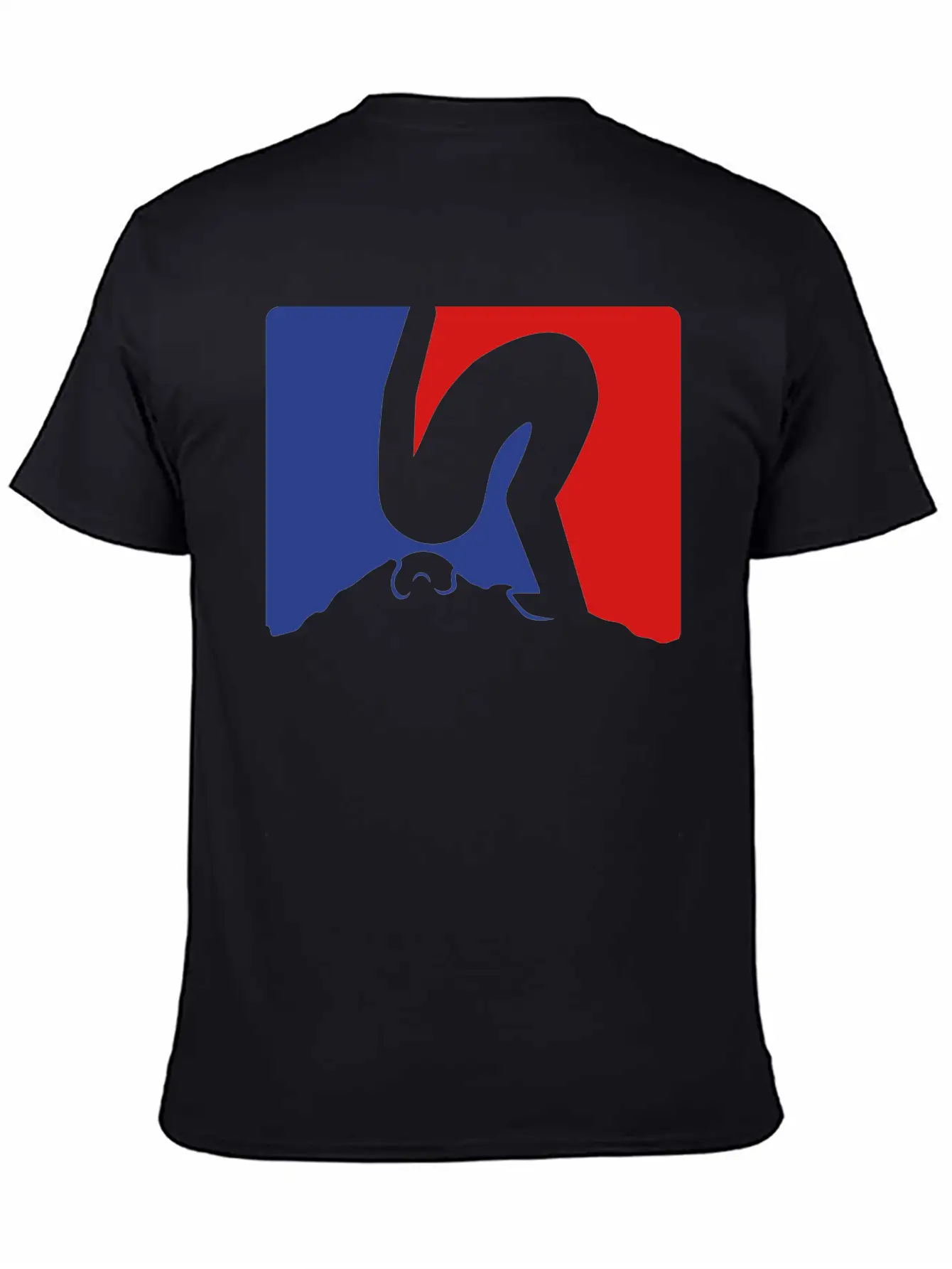 Rot Blau Design Kopf In Den Sand Stecken Nicht Auf Basic Graphic T-Shirt – Daily Comfort In Soft Cotton