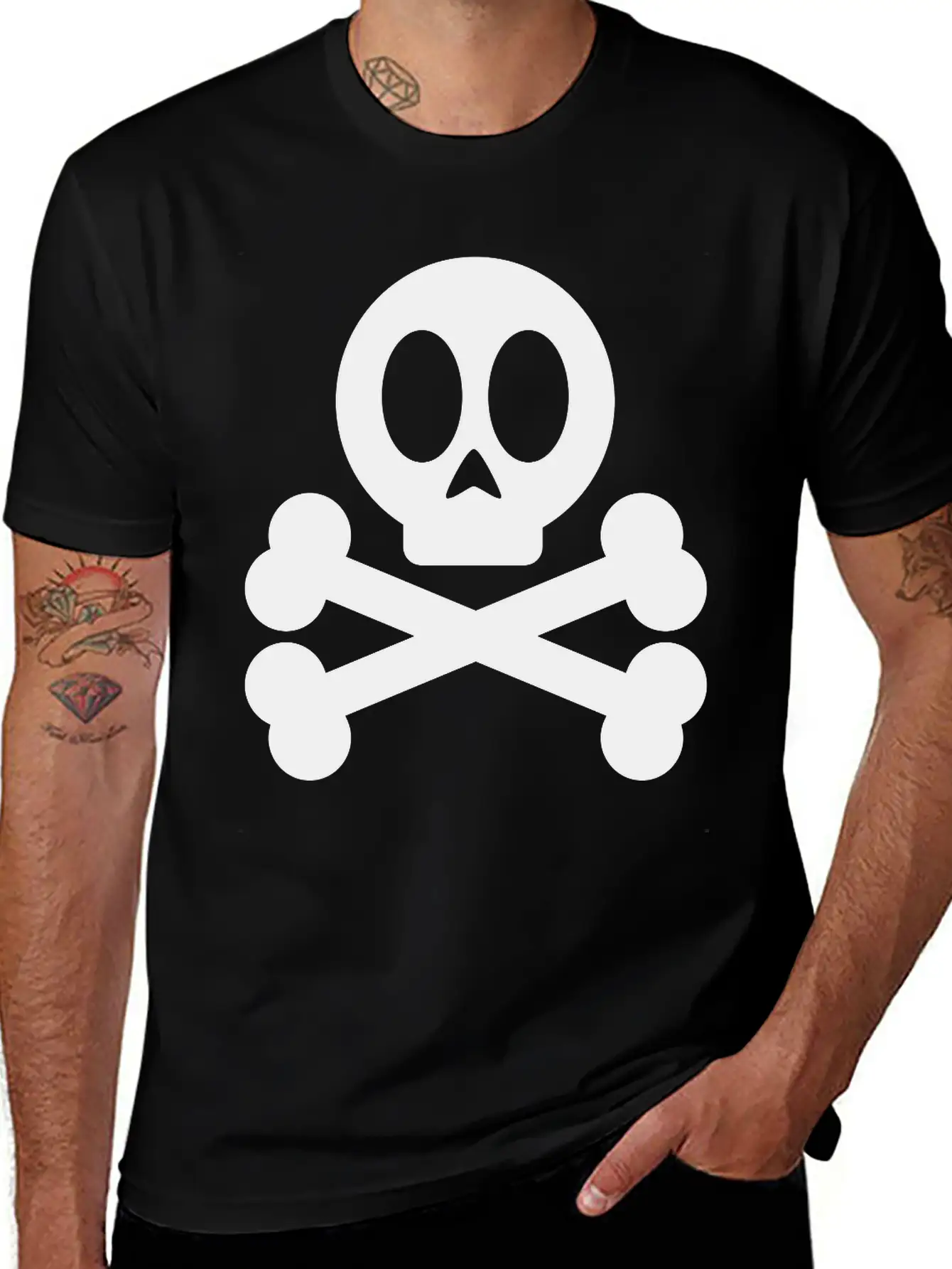 Skull And Crossbones Classic Cotton Tee – Unisex Comfort For Any Season