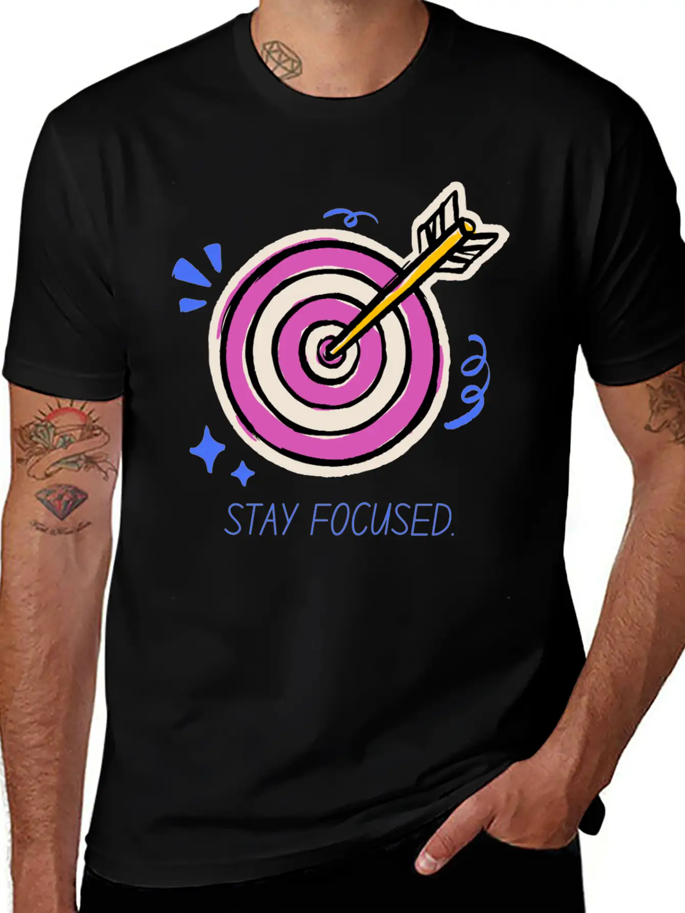 Stay Focused – Target Mindset Design Basic Graphic T-Shirt – Daily Comfort In Soft Cotton