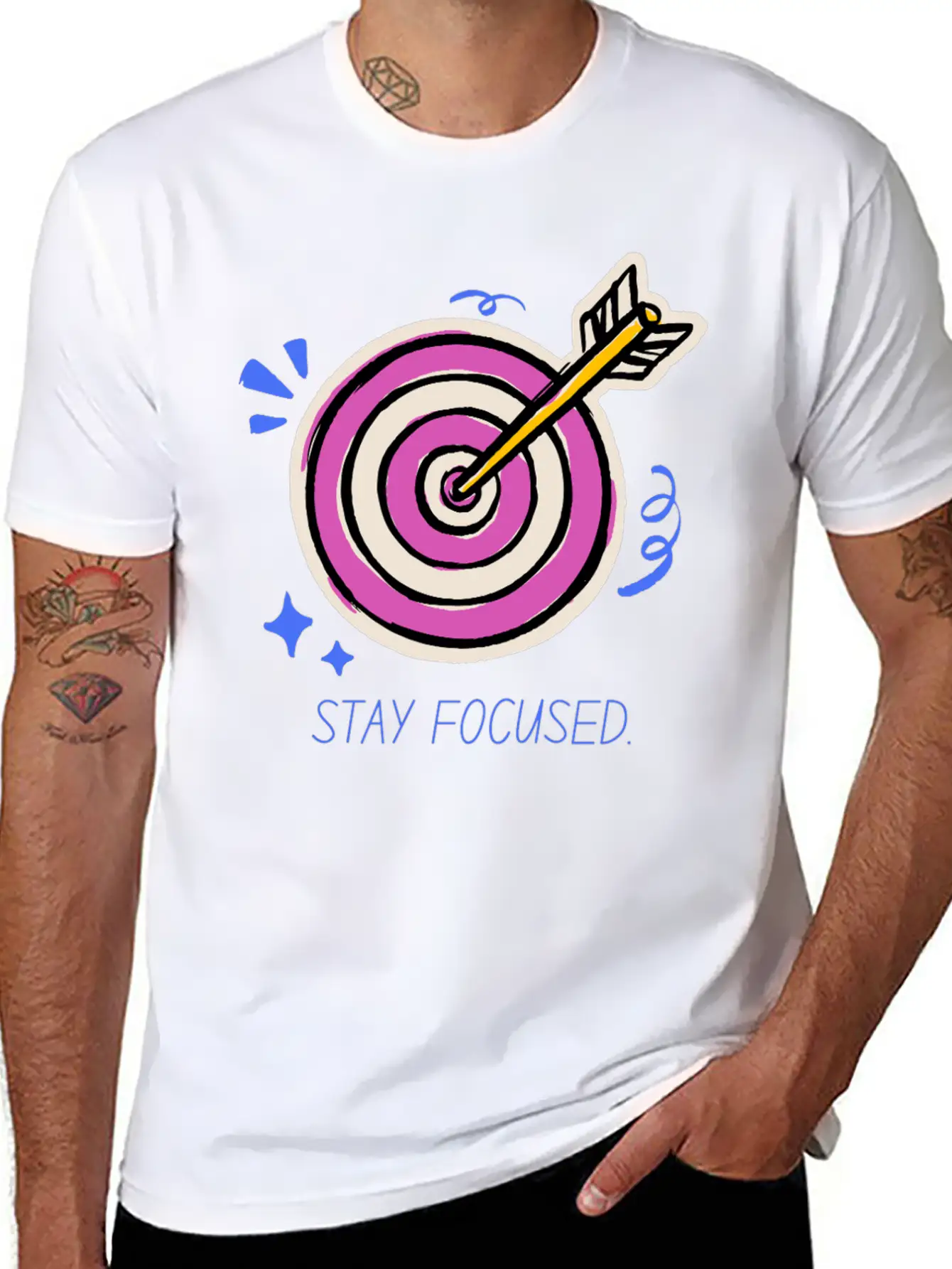 Stay Focused – Target Mindset Design Basic Graphic T-Shirt – Daily Comfort In Soft Cotton