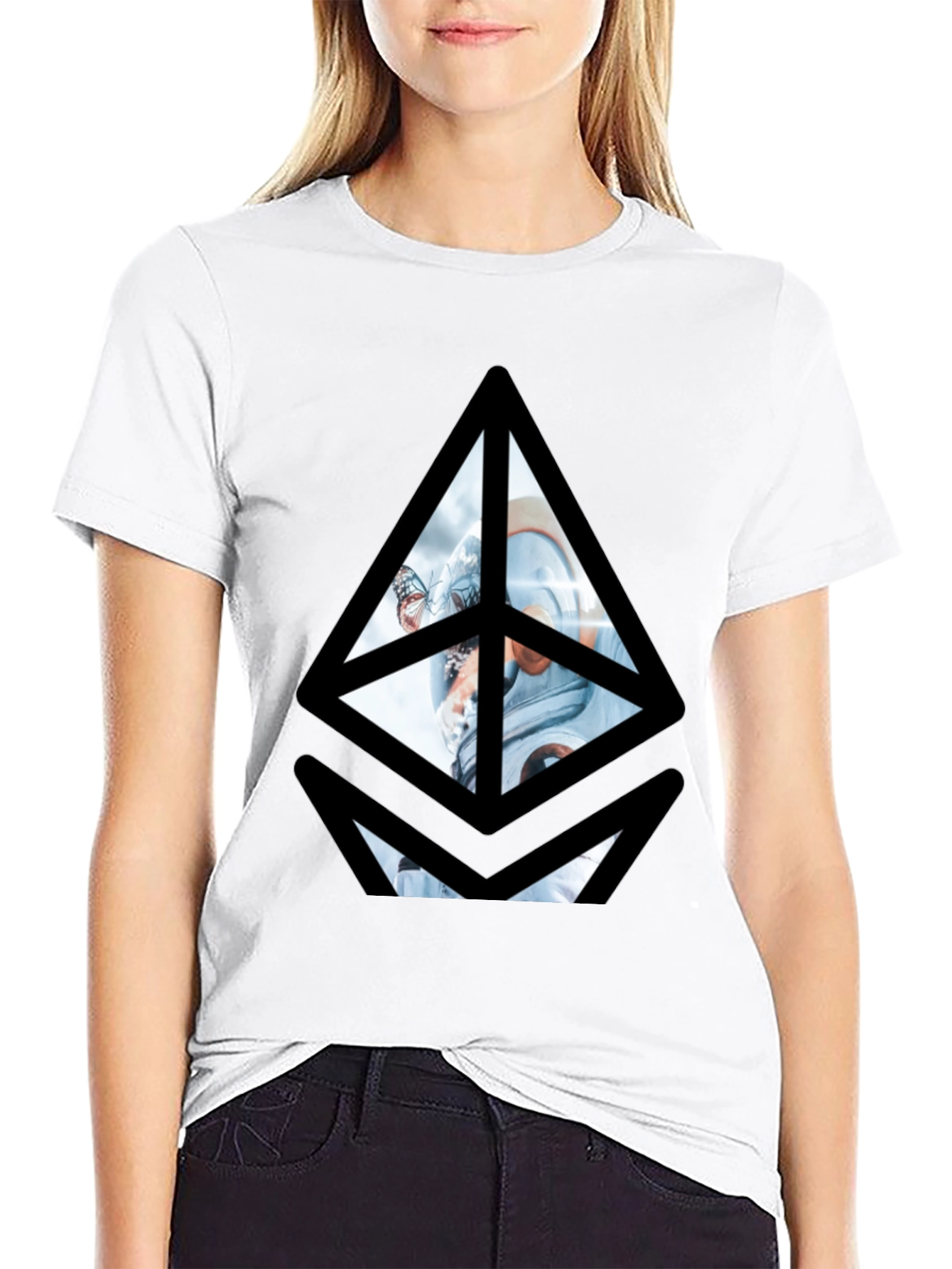 Ethereum Astronaut Graphic Tee - Black