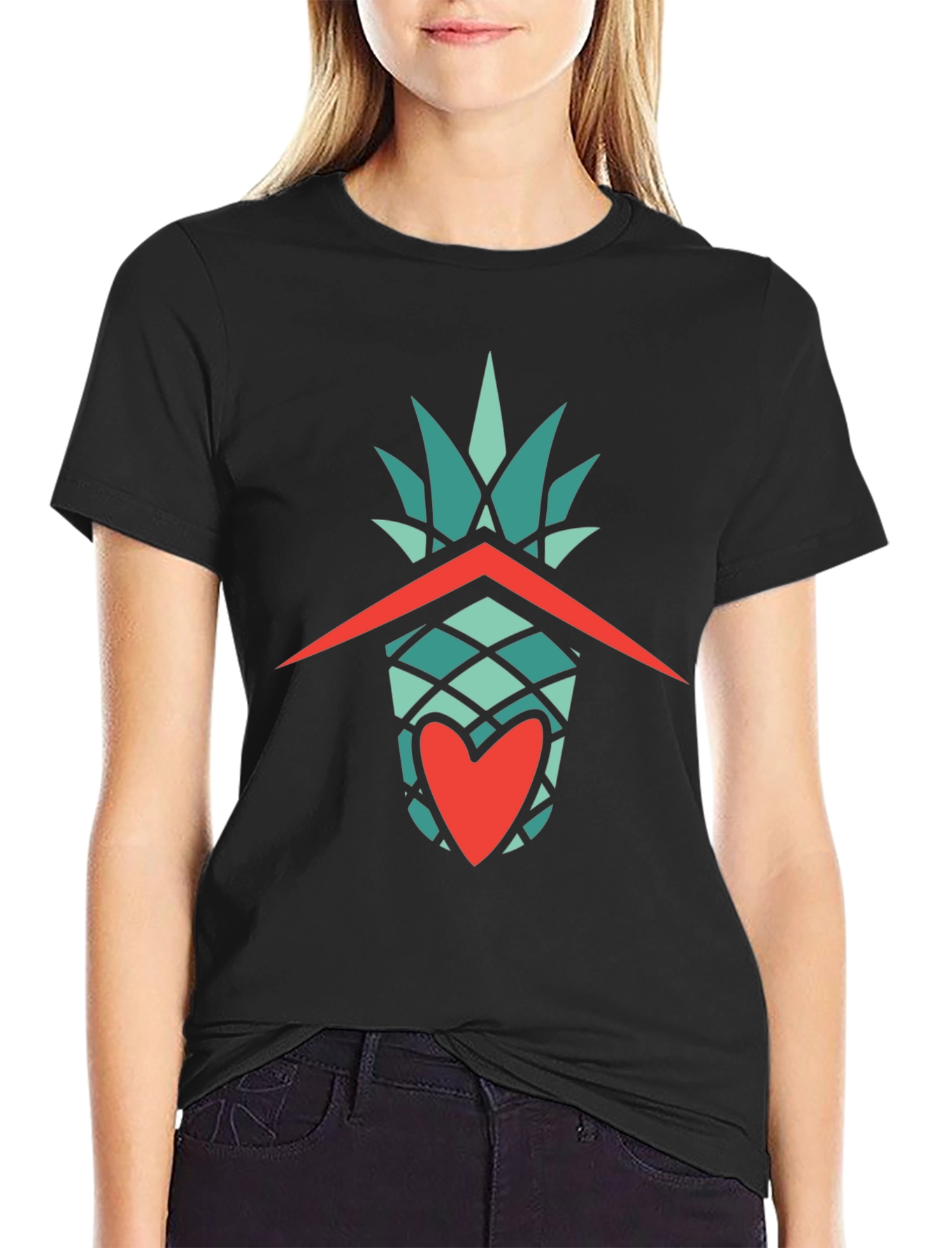 Pineapple Heart Graphic Tee - Casual Style